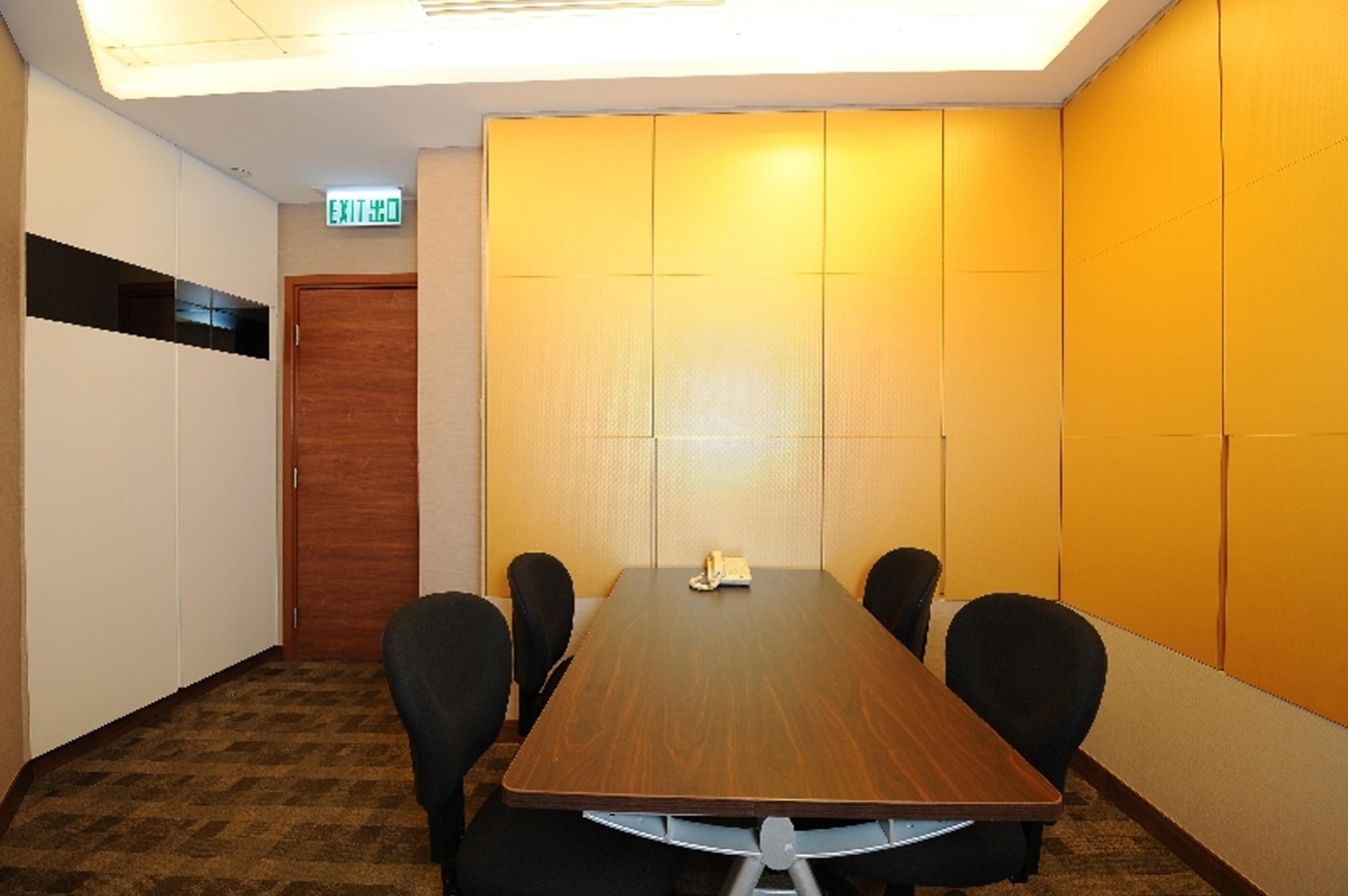 Bishop Lei International House 4*